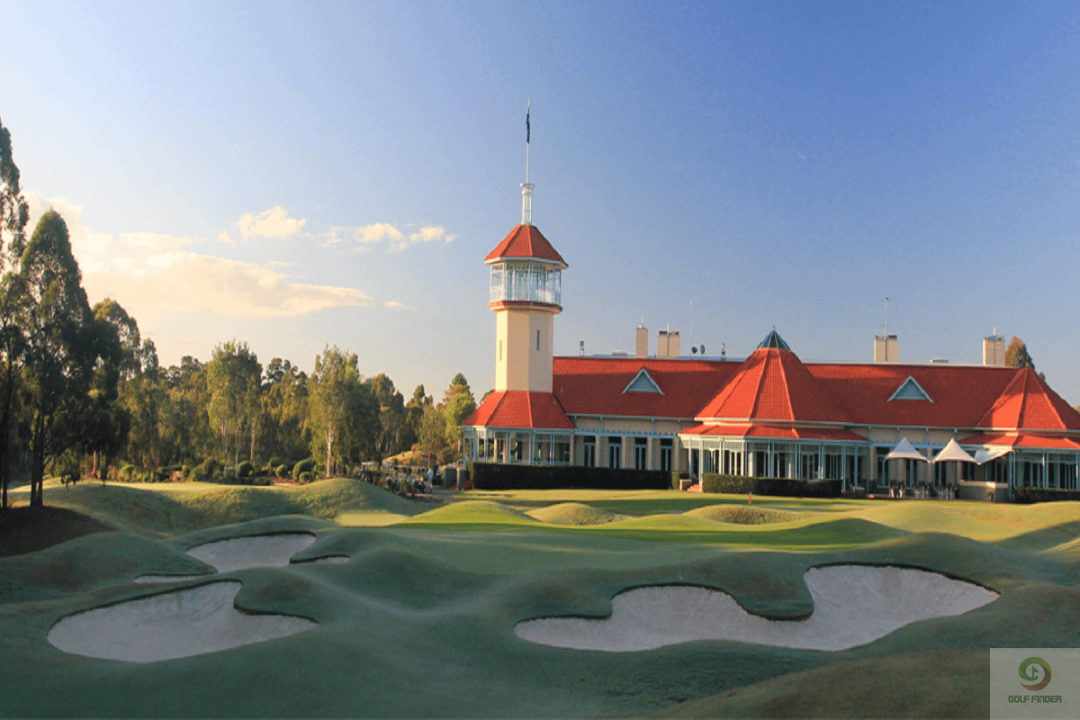 terrey hills golf club dress code What Does A Golf Player Wear?