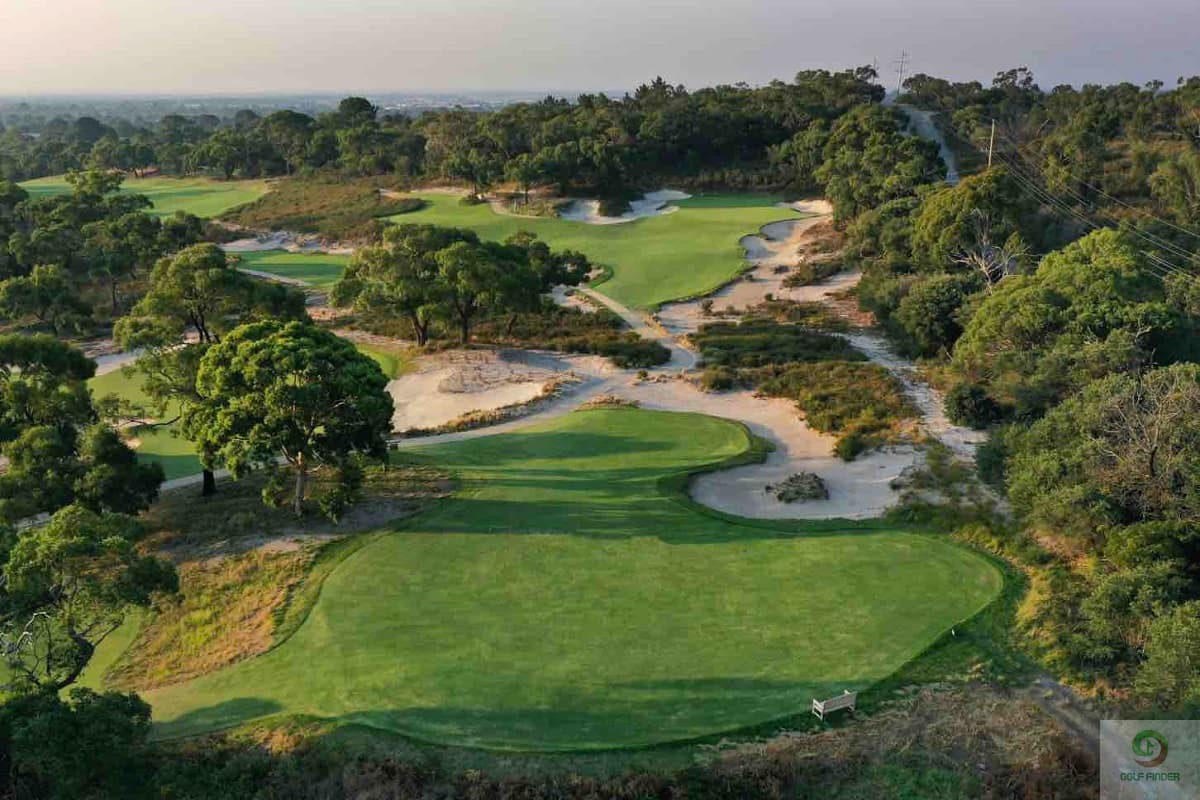 Peninsula Kingswood Country Golf Club